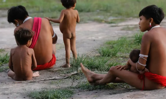 Número de óbitos no território Yanomami teve redução de 21% em 2024