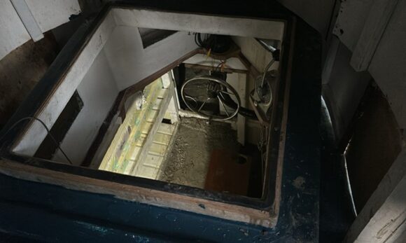 Polícia Federal divulga fotos do interior da embarcação semissubmersível utilizada para tráfico internacional de drogas, apreendida no Pará