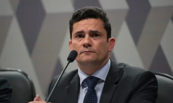 Criminosos se passam por PF e usam falso mandado de Sérgio Moro em invasão a prédio em Belém