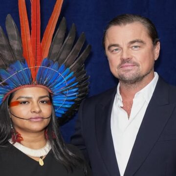 Juma Xipaia, líder indígena paraense, se encontra com DiCaprio e apresenta documentário sobre Amazônia em festival de Nova York