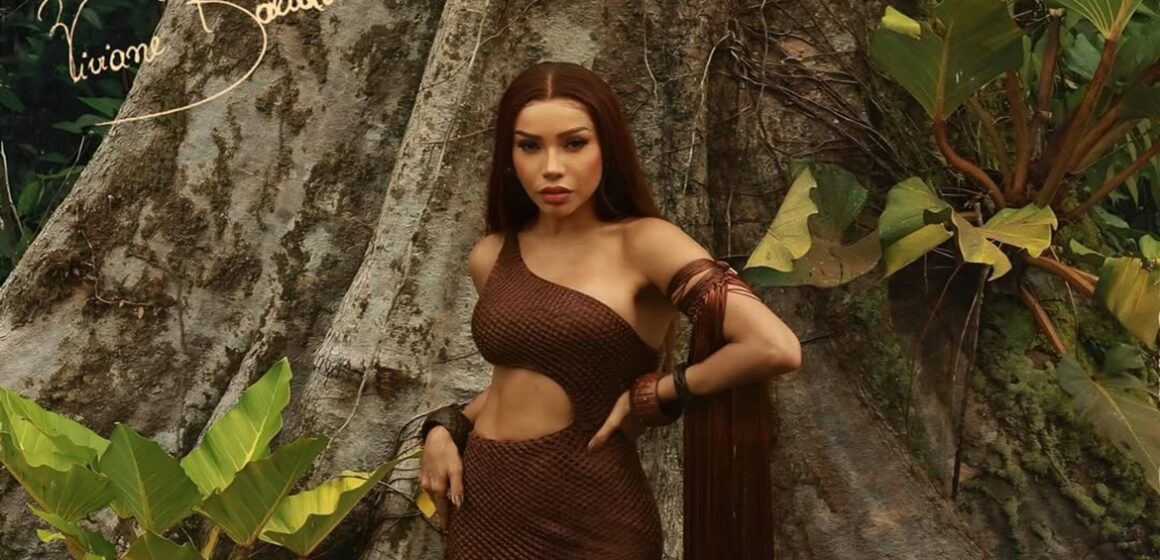 Viviane Batidão celebra cultura paraense com a música “Só No Pará” com clipe gravado por celular