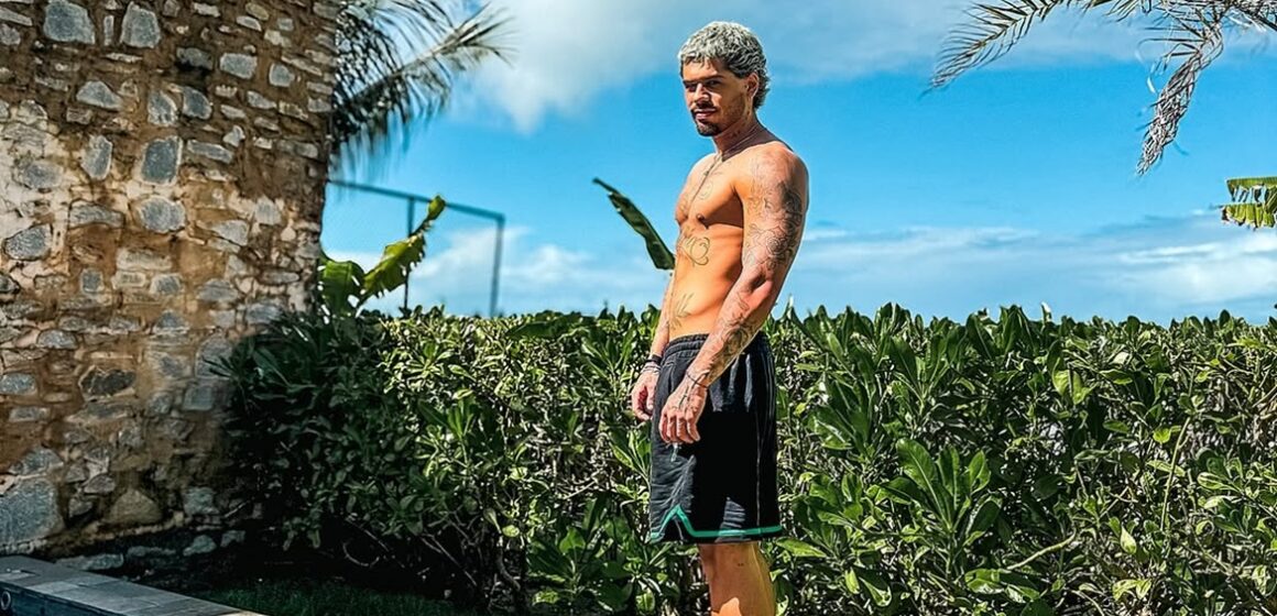 SaveClip.App_510965597_18515765272034102_96788540392412743_n Zé Felipe se reinventa como artista após separação e adota postura mais sensual nos palcos