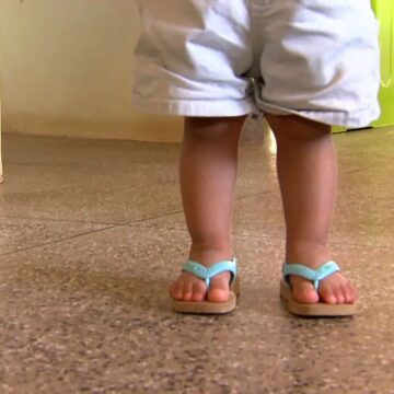 Crianças brasileiras enfrentarão 7 vezes mais ondas de calor que geração de 1960, alerta estudo