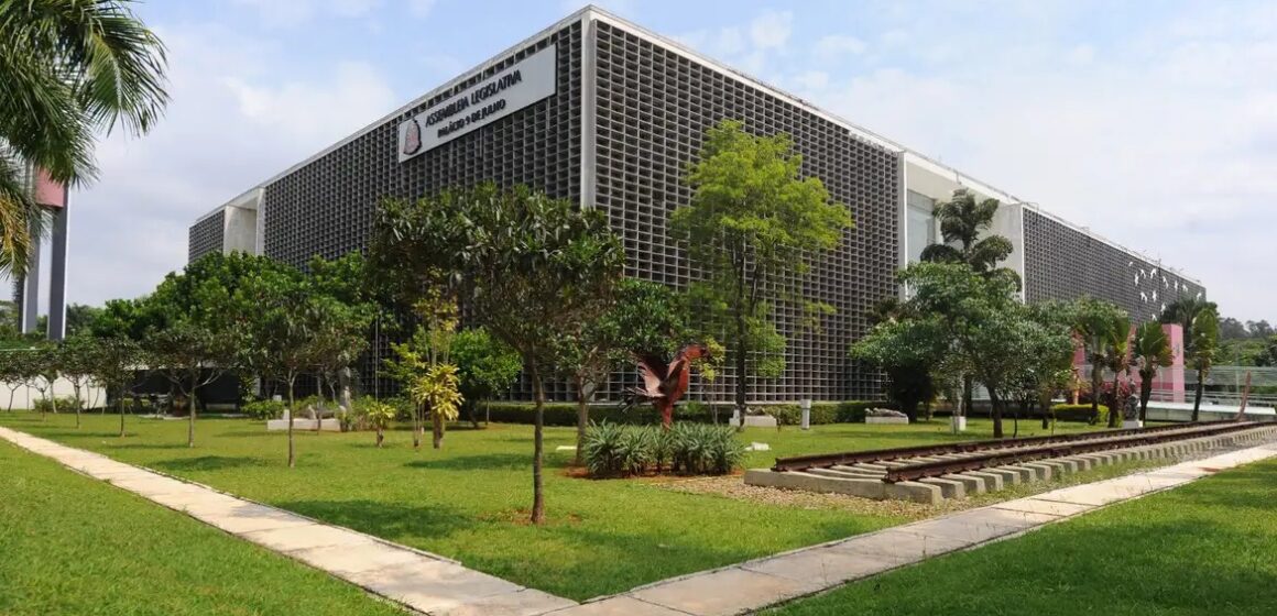 Ministério Público e Polícia Federal investigam ameaças a deputadas estaduais de São Paulo