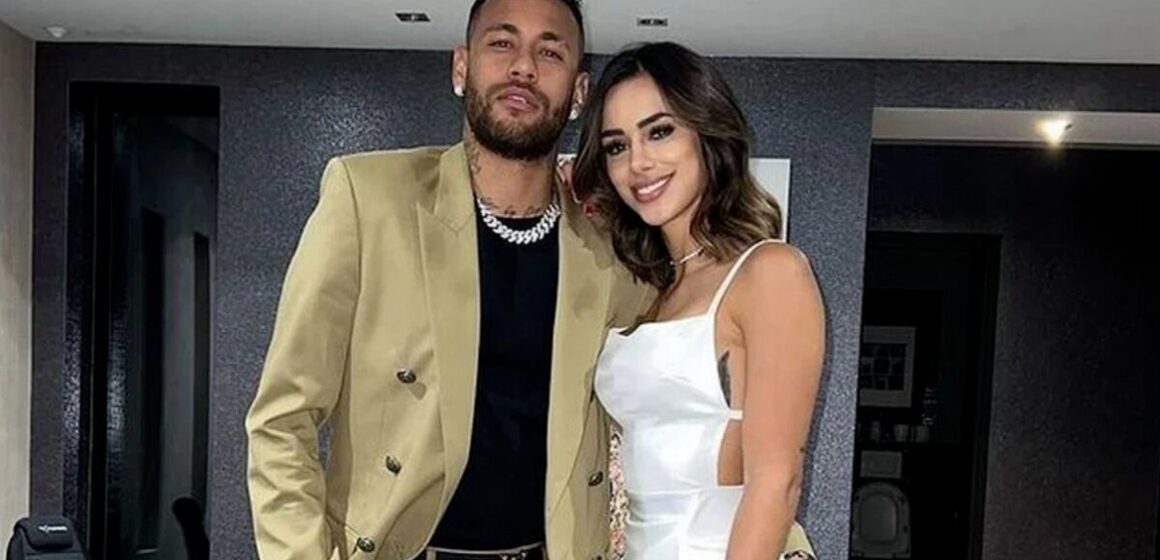 Bruna Biancardi revela casamento oficial com Neymar