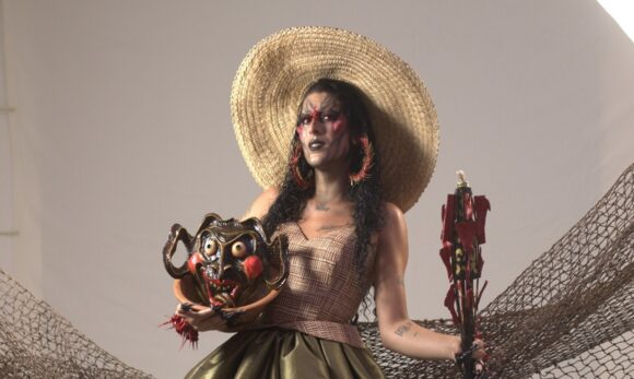 Melissandra lança álbum “Mapará” em show gratuito e multimídia na Revoada Fogo