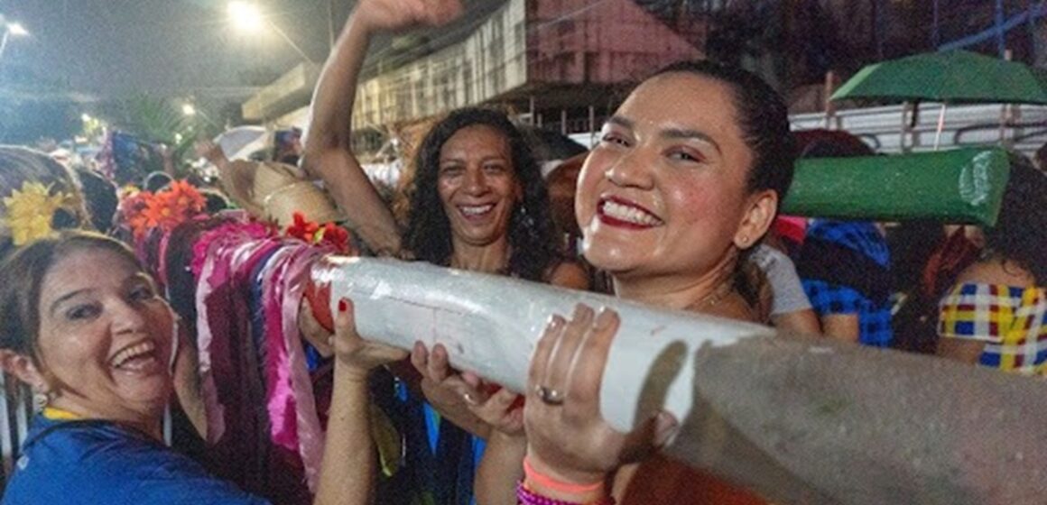 Arrastões do Pavulagem 2025 começam com cortejo fluvial, levantamento de mastros e show gratuito