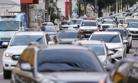 Detran alerta: infrações graves podem suspender CNH por até dois anos