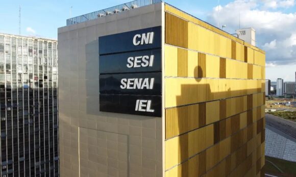 CNI critica reforma tributária e alerta para impacto no crédito e no setor produtivo