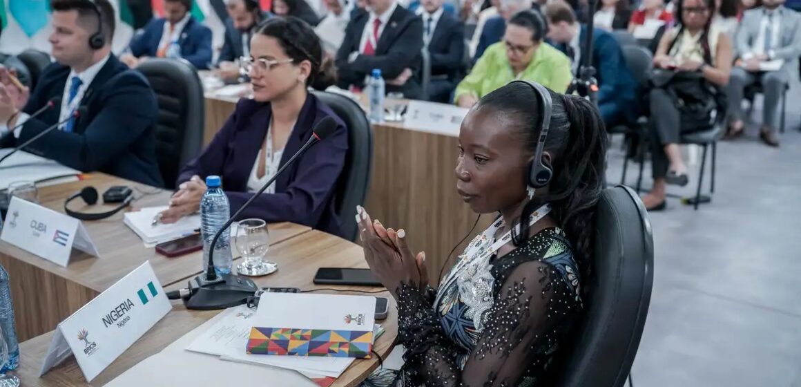 Cúpula da Juventude do BRICS discute cooperação para desafios no mercado de trabalho