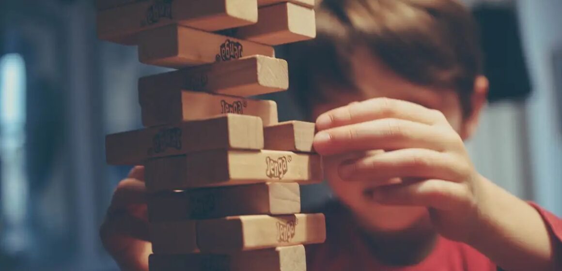 Orgulho Autista: movimento celebra neurodiversidade e luta por direitos