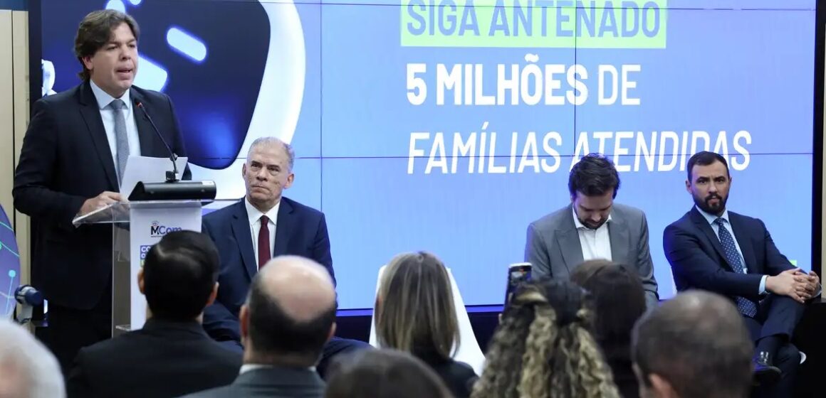 Programa federal entrega antenas digitais a mais de 5 milhões de famílias de baixa renda