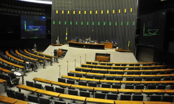 Câmara terá sete novos deputados após decisão do STF sobre sobras eleitorais