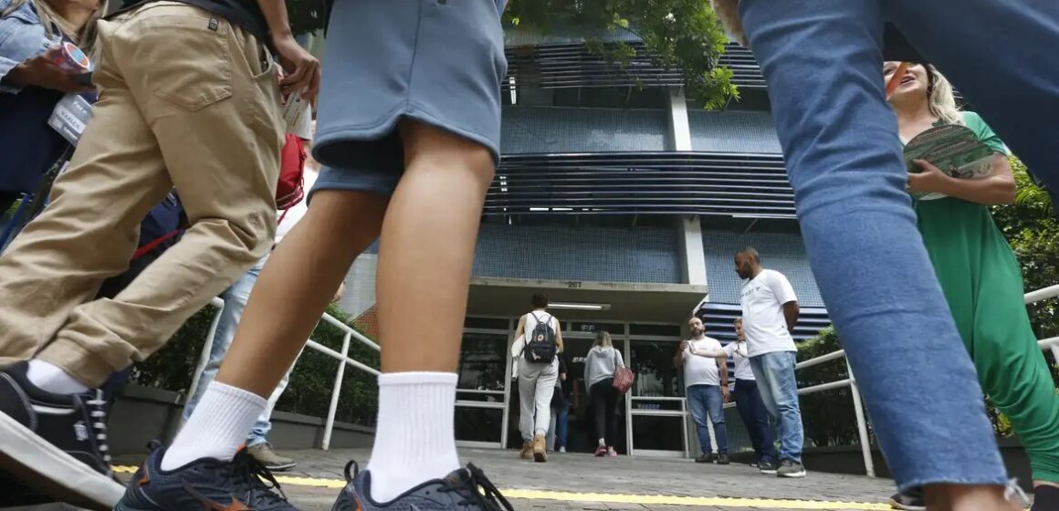 Enem 2025 atinge 5,5 milhões de inscritos, maior número desde 2020