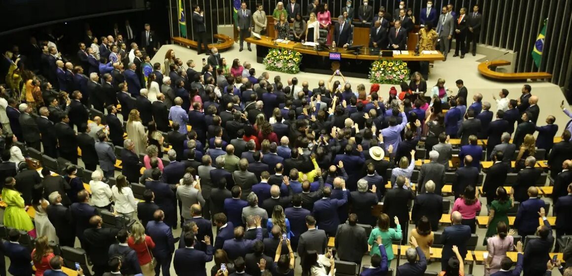 76% dos brasileiros rejeitam aumento de deputados federais, mostra Datafolha