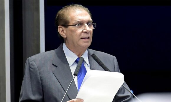 Senador Jader pede urgência para projeto que acelera processos de mulheres vítimas de violência