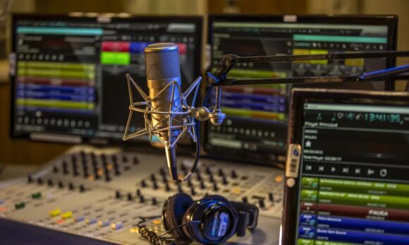 Ministério autoriza expansão de retransmissões de rádio no Maranhão e Pará