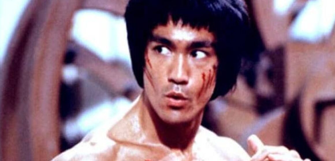 Clássicos do Kung-Fu de Bruce Lee e Jackie Chan serão restaurados com IA