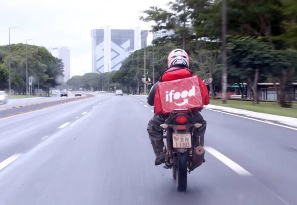 Crédito consignado para motoristas e entregadores por app pode beneficiar 2 milhões de trabalhadores