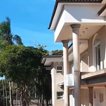 Mansão milionária de Edinho, filho de Pelé, está abandonada no Guarujá