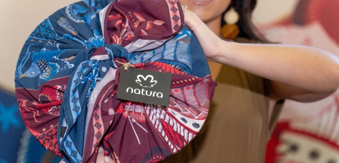 Natura apresenta linha de beleza exclusiva para o Festival de Parintins 2025