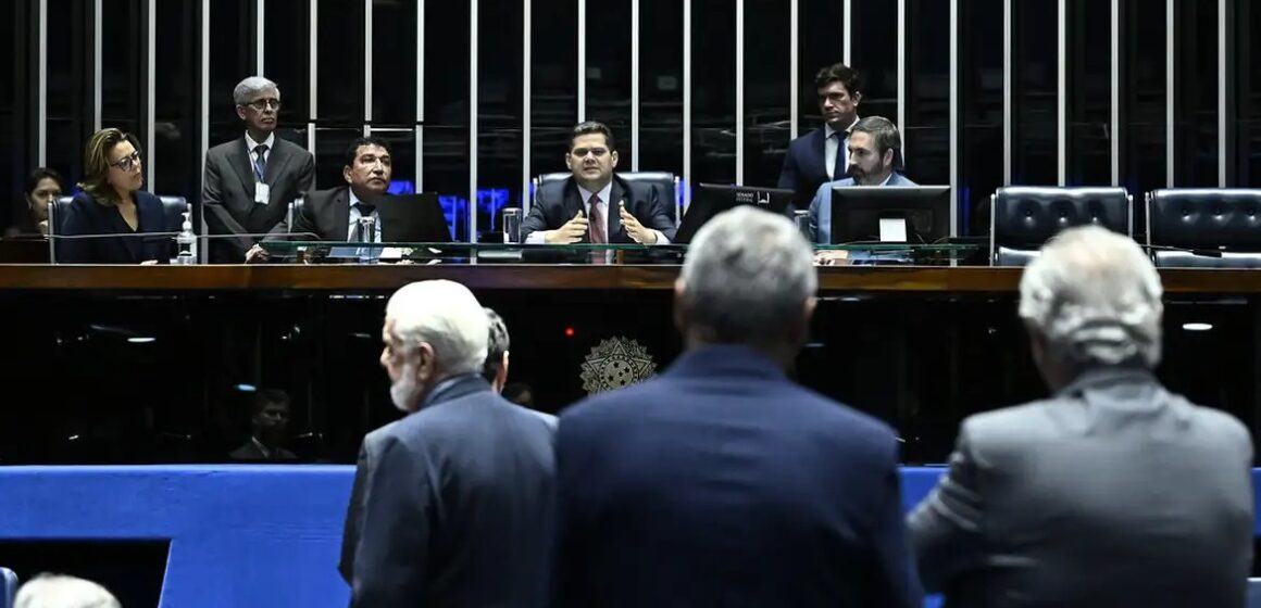 Senado aprova cota de 30% para mulheres em conselhos de estatais