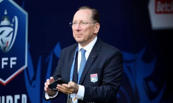 Lyon de John Textor é rebaixado administrativamente para a segunda divisão francesa