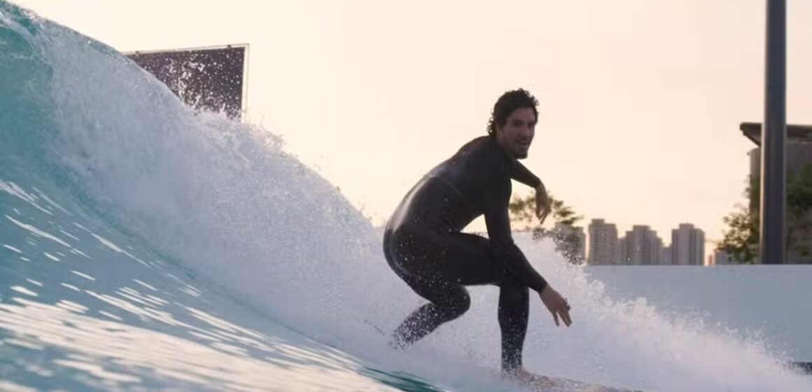 Medina planeja retorno ao circuito no Taiti e elogia mudanças no formato da WSL