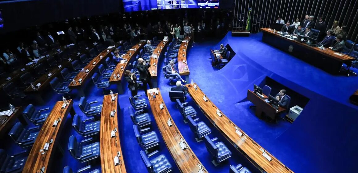 Congresso derruba aumento do IOF em revés para o governo Lula