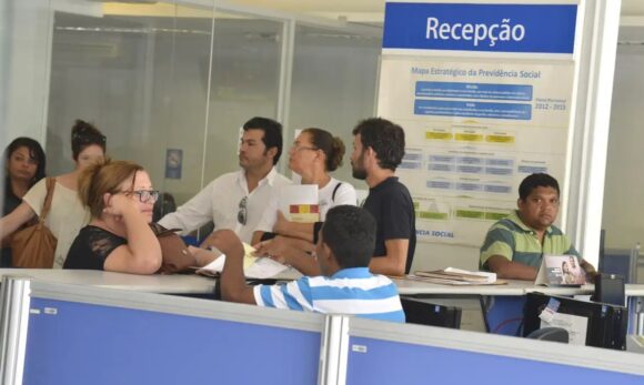 Aprovados em concurso para perito médico federal têm até domingo para escolher lotação