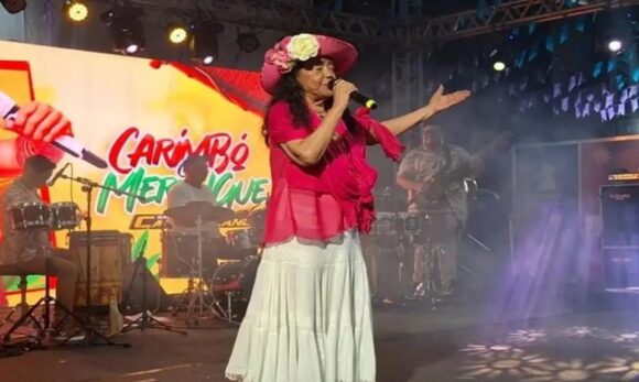 Teatro Margarida Schivasappa apresenta shows de Nazaré Pereira e tributo a Rita Lee