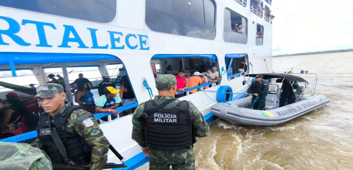 20250713192355-GC00068805-F00249707 Operação Verão 2025 intensifica fiscalização fluvial na RMB com duas embarcações apreendidas