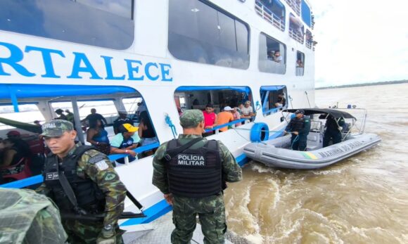 20250713192355-GC00068805-F00249707 Operação Verão 2025 intensifica fiscalização fluvial na RMB com duas embarcações apreendidas