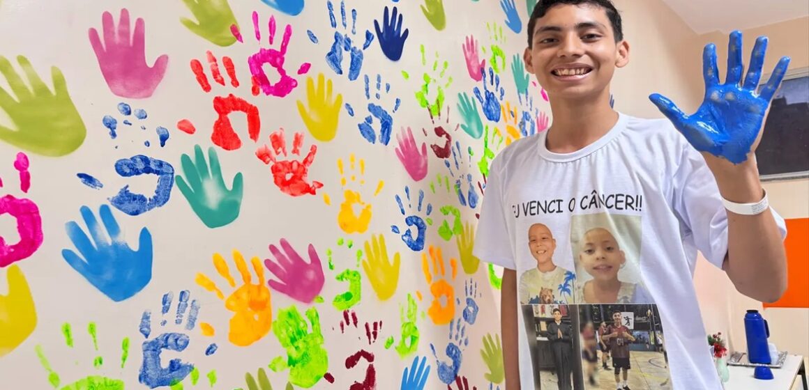 20250714175104-GC00068827-F00249824E Adolescente paraense vence câncer após 8 anos de tratamento e toca “Sino da Vitória” em Belém