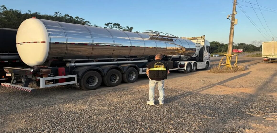 20250721132631-GC00069022-F00251191 Fiscais apreendem geradores, empilhadeiras e 38 toneladas de sebo bovino em operações no Pará