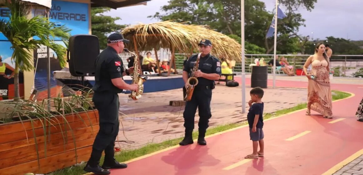 20250722122301-GC00069051-F00251347 Banda da PM levará ‘Pôr do Sol Musical’ à orla de Salinópolis neste fim de semana