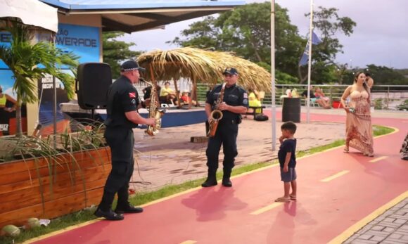 Banda da PM levará ‘Pôr do Sol Musical’ à orla de Salinópolis neste fim de semana