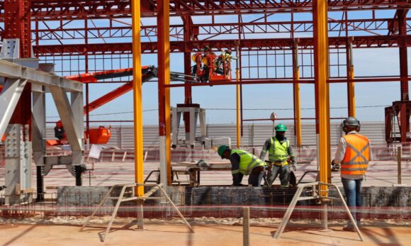 Quase 50% dos jovens paraenses estão fora do mercado de trabalho, revela Dieese