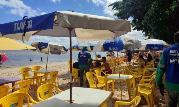 Ciclus Amazônia leva educação ambiental aos balneários de Belém durante férias de julho