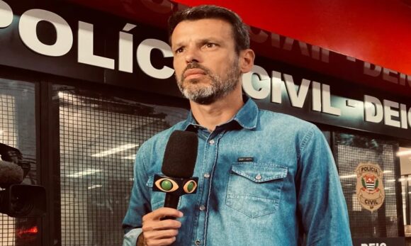 Band afasta repórter Lucas Martins de coberturas externas após polêmica com empurrão em colega