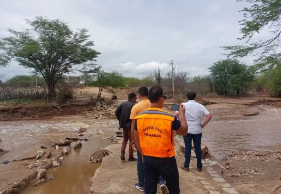 Câmara aprova R$ 520 milhões para Defesa Civil em resposta a desastres climáticos
