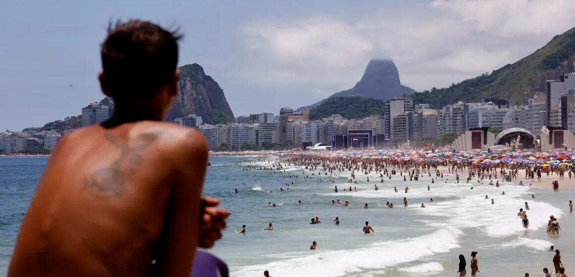 Brasil bate recorde de turistas estrangeiros no 1º semestre de 2025