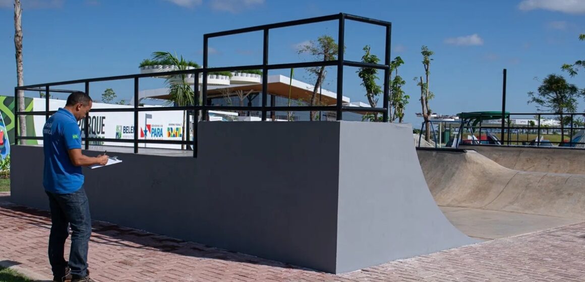 Polícia Científica avalia danos por pichação no Parque da Cidade de Belém
