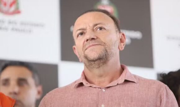 Edinho Silva é eleito novo presidente nacional do PT com missão de conduzir reeleição de Lula