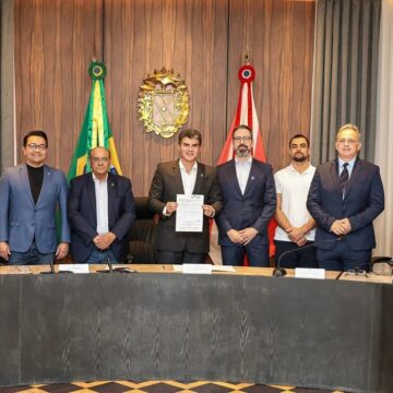 Pará assina primeira concessão para reflorestamento com créditos de carbono do Brasil