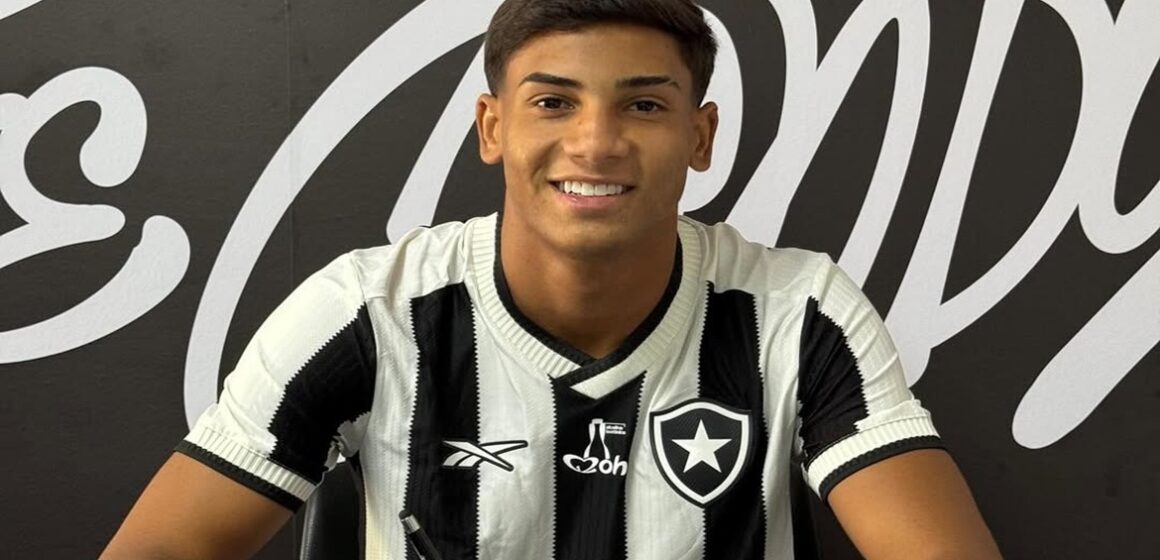 WhatsApp Image 2025-07-15 at 14.13.42 Botafogo anuncia a contratação do lateral Kadu, revelação do Remo