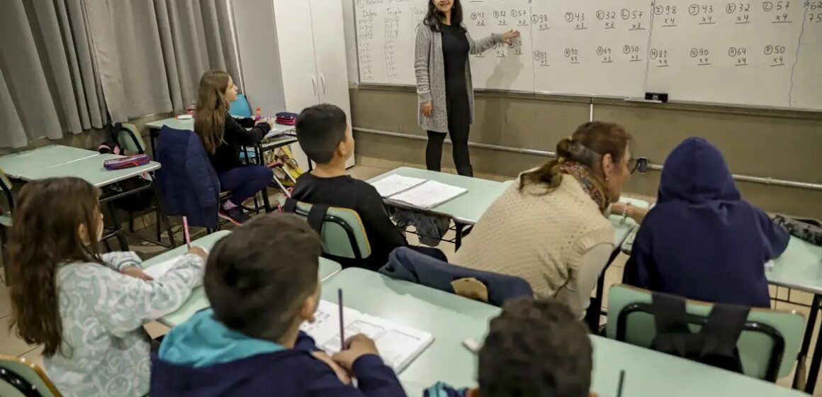 CNU dos Professores: prazo para solicitar atendimento especializado termina sexta (25)