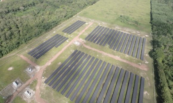 Usina solar do Sicredi em Benevides fortalece energia limpa na Amazônia
