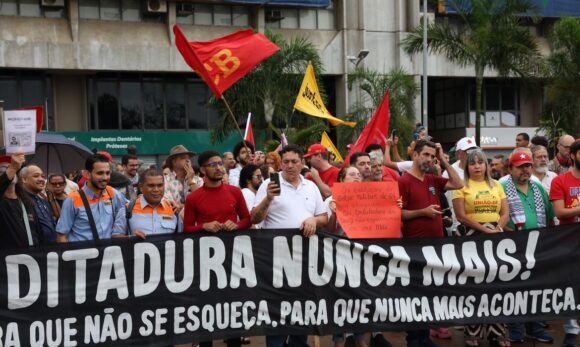 WhatsApp Image 2025-07-27 at 20.24.49 Autocracias superam democracias no mundo pela primeira vez em décadas, aponta estudo