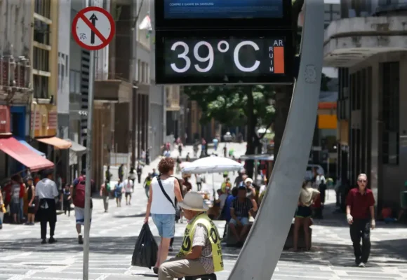 Junho de 2025 foi o 3º mais quente da história, com extremos climáticos em todo o planeta